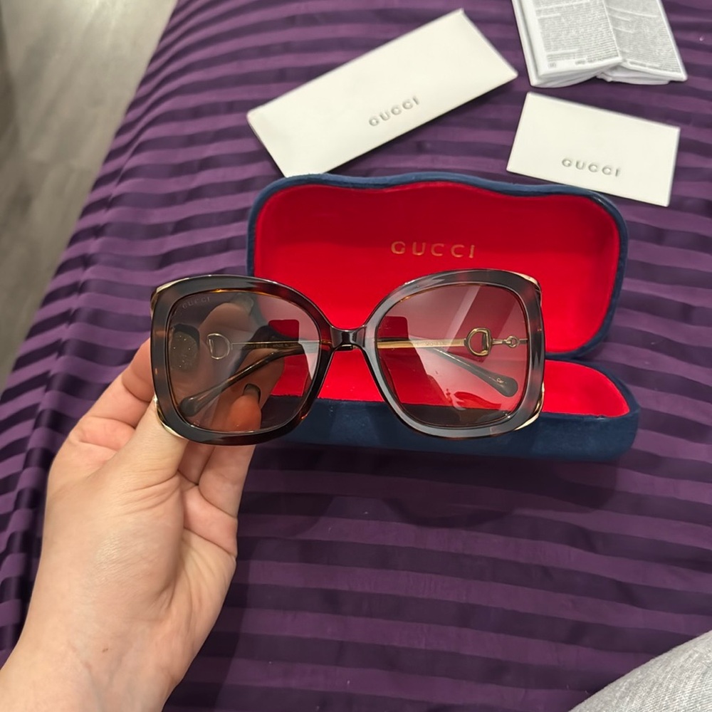 Gucci Women's Sunglasses - Tortoiseshell and Red